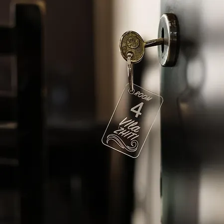 Zhiti Privatunterkunft *