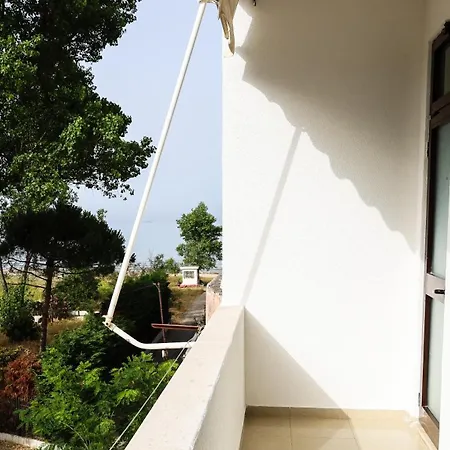 Privatunterkunft Zhiti *