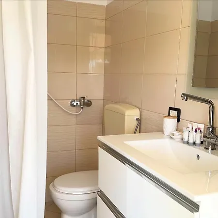 Privatunterkunft Zhiti *