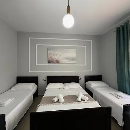 Privatunterkunft Zhiti