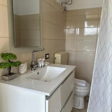 Zhiti Privatunterkunft