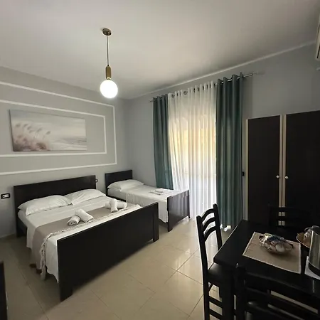 Zhiti Privatunterkunft *